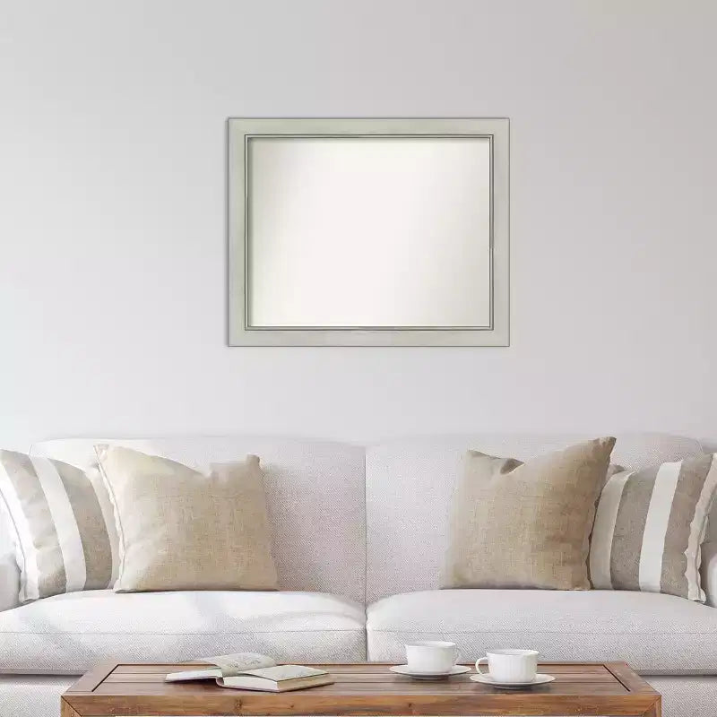 Miroir mural Flair Silver Patina 32" x 26" : Rectangulaire moderne, quincaillerie de montage incluse - Amanti Art