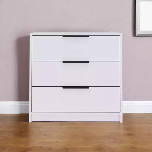 Commode blanche à trois tiroirs 28